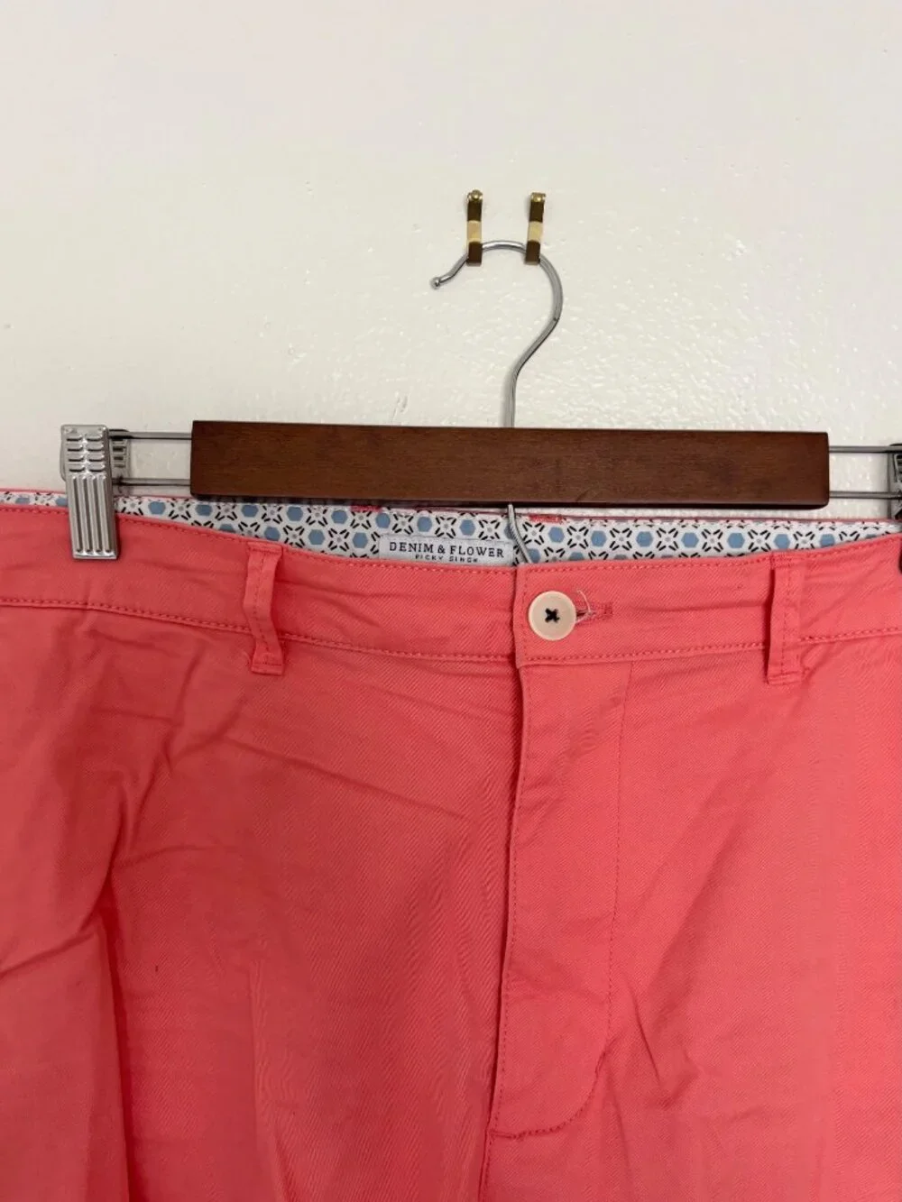 Denim & Flower Ricky Singh Mens Coral Chino Shorts Size 38 Cotton Blend